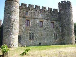 Maisons de vacances Appartement spacieux avec deux chambres au Chateau : photos des chambres