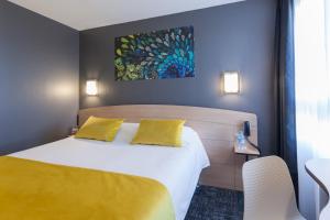 Hotels Kyriad Niort-Espace MendesFrance : photos des chambres