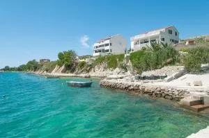 Apartments Beachfront Ante - Vlašići