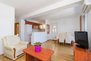 apartments angelo