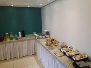 Hotel Real Trevo - Botumirim