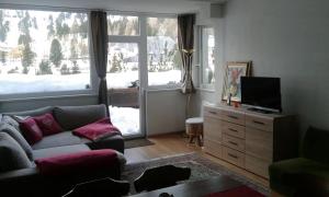Apartment Top 1