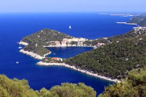 Apartments by the sea Zaklopatica, Lastovo - 8393