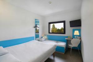 Hotels First Inn Hotel Blois : photos des chambres