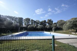 Bonito apart. con PARKING Y PISCINA