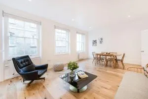 Covent Garden Apartments - Netflix and Nespresso - London