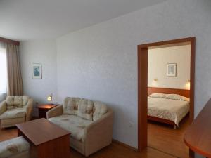 Семеен Хотел "Sirena"