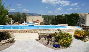 Casa Rural Ubeda - B&B - Pinoso-Alicante