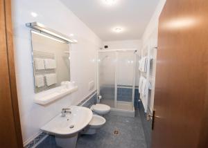 Double Room with Private External Bathroom