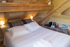 B&B / Chambres d'hotes Chambres d'hotes La Vercouline : Suite Familiale