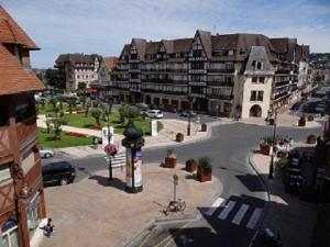 Hotels Le Trophee By M Hotel Spa : Chambre Double Confort