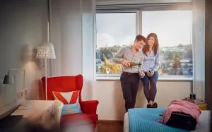 韦斯特考得酒店 - Pijnacker