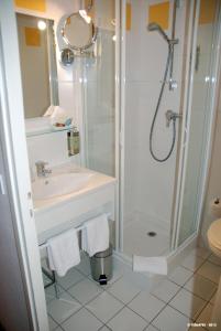 Hotels Hotel Savoie Leman : photos des chambres