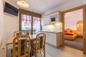 Two-Bedroom Apartment room in Haus Dorfschmied
