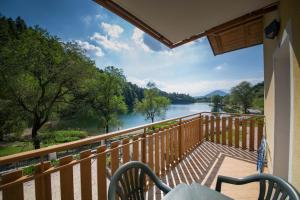 One-Bedroom Apartment with Balcony (5 Adults) room in Residence Hotel Miralago