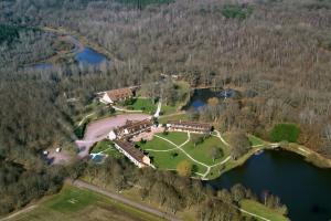 Hotels L'Oree des Chenes, The Originals Relais (Relais du Silence) : photos des chambres