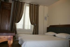 Hotels Grand Hotel de Clermont : photos des chambres