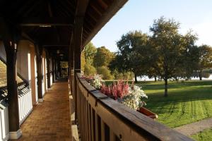 Hotels L'Oree des Chenes, The Originals Relais (Relais du Silence) : photos des chambres