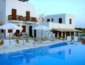 Romanzza Studios Naxos Greece