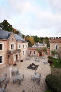 Hotels Hostellerie Du Chateau Les Muids : photos des chambres