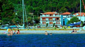 Anna Maria - Vanessa Apartments Skopelos Greece