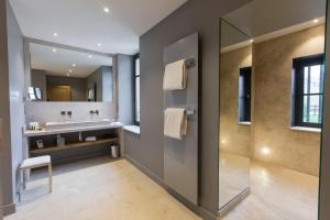 Hotels Domaine de Rymska & Spa - Relais & Chateaux : photos des chambres