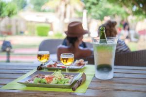 Campings Bungalow Vacances : photos des chambres