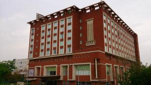 Hotel Royal Orchid Jaipur, 3 Kms to Airport