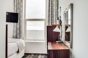 Single Room with Sea View room in St Ives Guesthouse