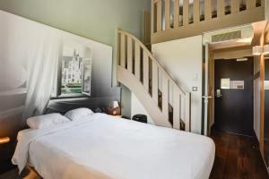 Hotels B&B HOTEL Beauvais : Chambre Quadruple