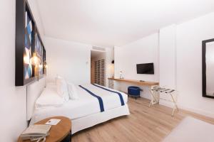 Room #9136758 room in Be Live Experience La Niña