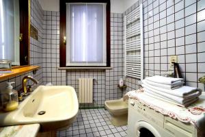 Holiday Treviso Suite LOMBARDI