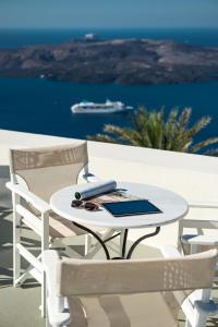 Pantelia Suites Santorini Greece