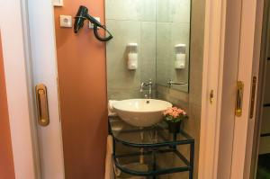 Oporto Center Clean & Cozy Apt 3