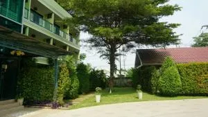 Garden Corner Resort & Hotel - Ban Dong Pa Kham Tai