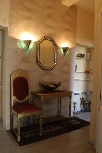 Apartment mit Gartenblick und kleines Apartment im 3 Familienhaus