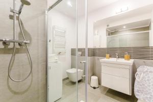 Equilibrium Apartments