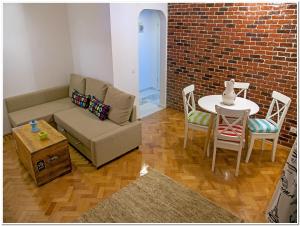 Skyview Old Town Apartment