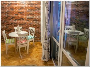 Skyview Old Town Apartment