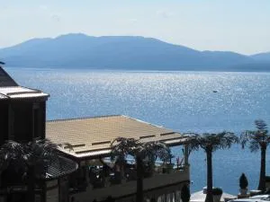 Kamelot Hotel - صوفيا