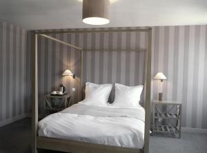 Hotels Hotel La Licorne & Spa : photos des chambres