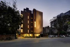 فندق كارفور - Viramgām