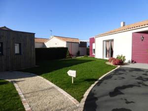Sejours chez l'habitant La cabane du Bonheur : Studio avec Terrasse