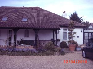 Bluebell Cottage Staines England J2ski