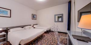 Economy Triple Room room in Best Western Hotel San Giusto