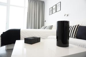 Black & White Las Canteras