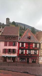 KAYSERSBERG -Alsace- APPARTEMENTS -CENTRE HISTORIQUE : photos des chambres