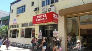 Britânia Hotel - 伊塔卡雷