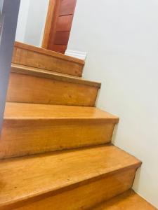 Hillary Timog Park Homes