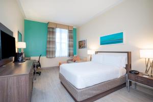 Holiday Inn Express & Suites Nassau by IHG